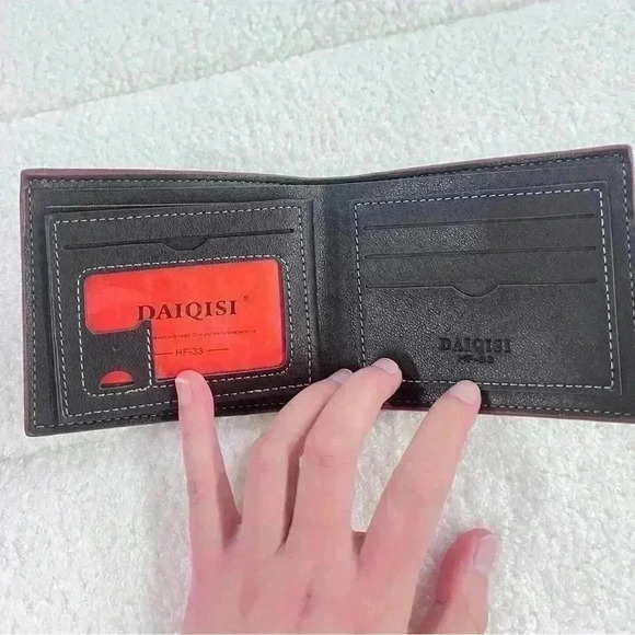 Classic Men’s  Bifold Wallet - Brown - Picture 4 of 6